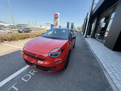 Fiat 600 1.2 hybrid Sport Edizione Milano Cortina 2026 145cv auto nuova a Ceccano