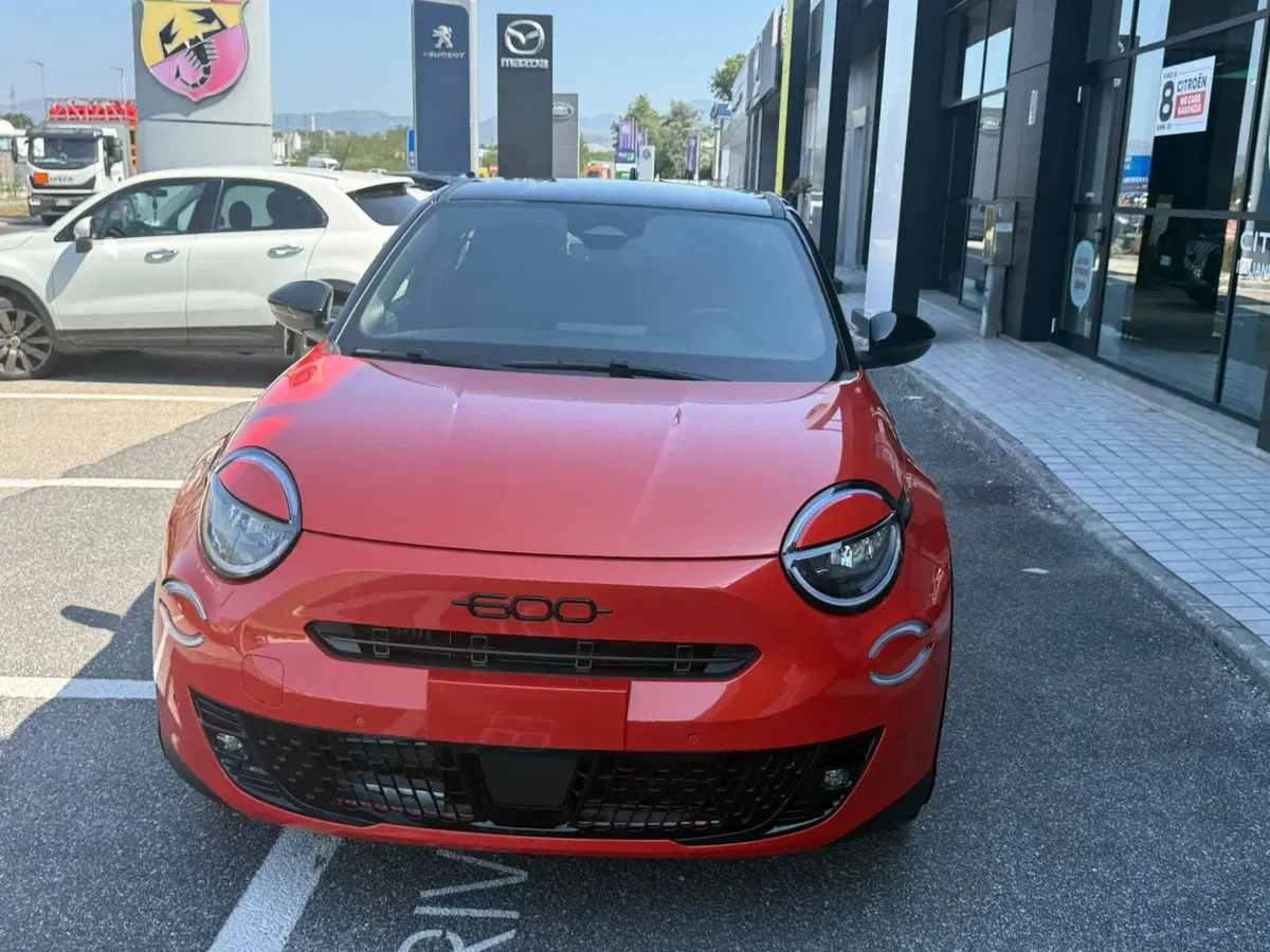 Fiat 600 nuova a Frosinone (2)