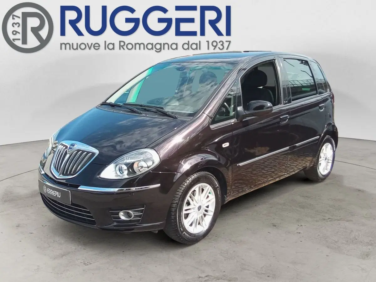 Lancia Musa usata a Rimini