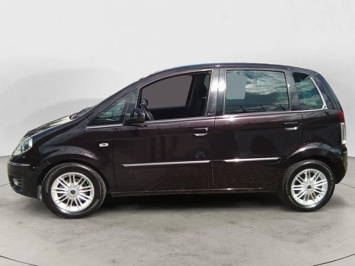 Lancia Musa usata a Rimini (3)