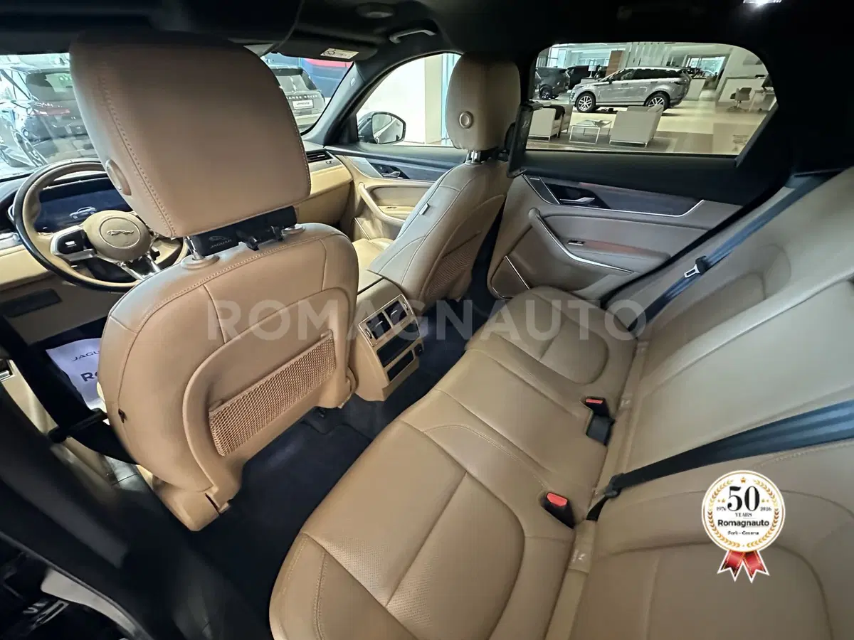 Jaguar F-Pace usata a Forlì-Cesena (11)