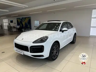 Porsche Cayenne 3.0 V6 Platinum Edition del 2020 usata a Forli'