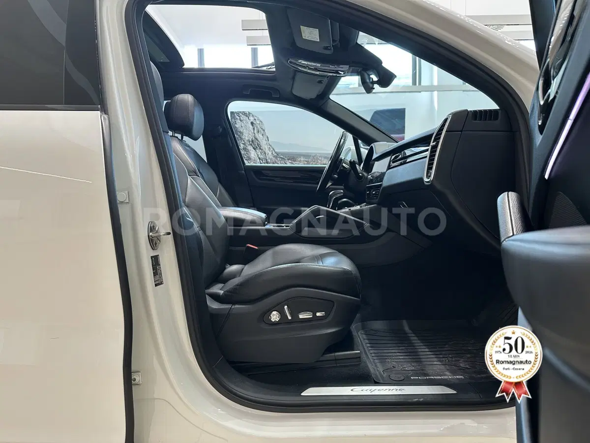 Porsche Cayenne usata a Forlì-Cesena (10)