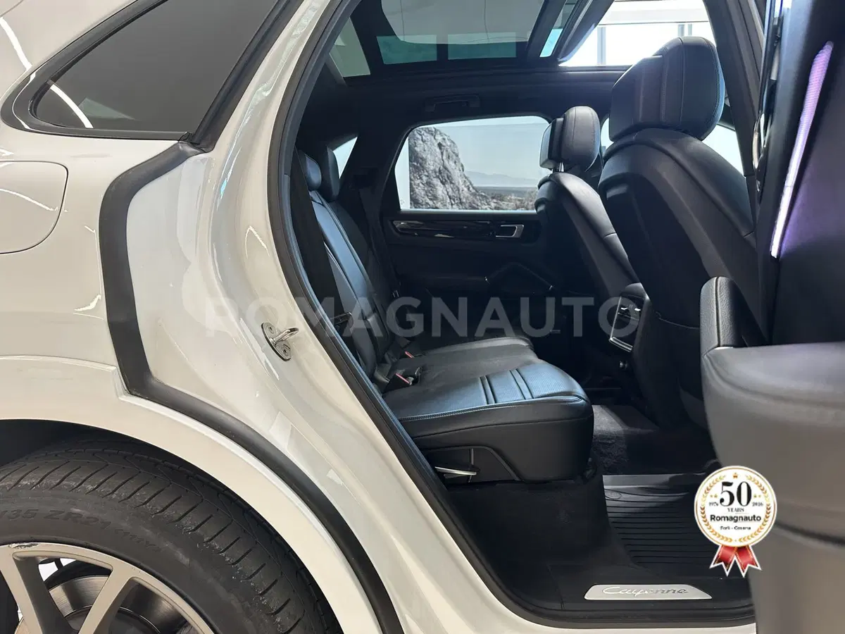 Porsche Cayenne usata a Forlì-Cesena (11)