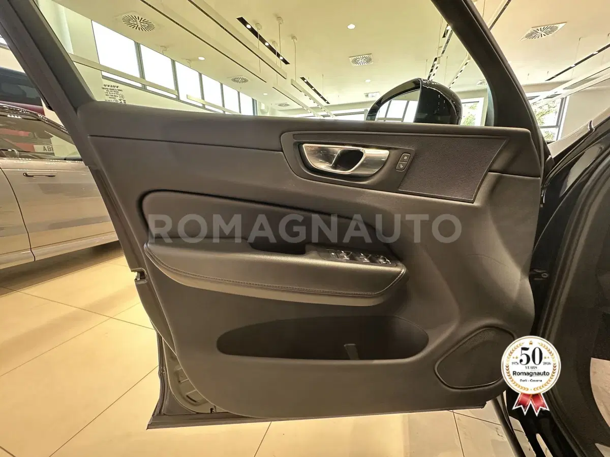 Volvo XC60 usata a Forlì-Cesena (15)