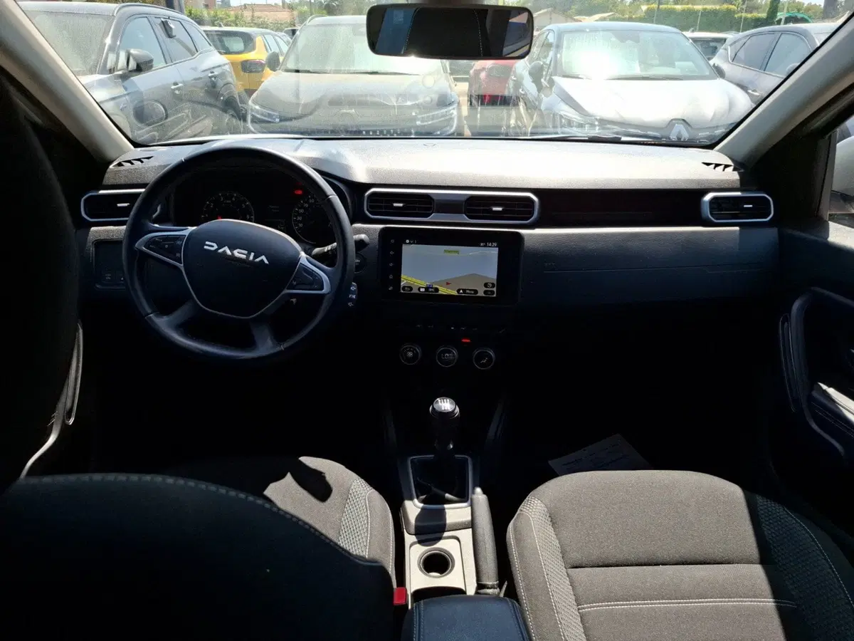 Dacia Duster usata a Latina (12)