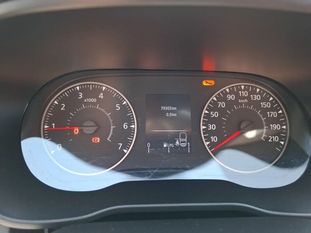 Dacia Duster usata a Latina (14)