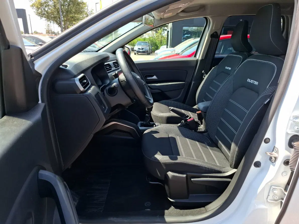 Dacia Duster usata a Latina (17)