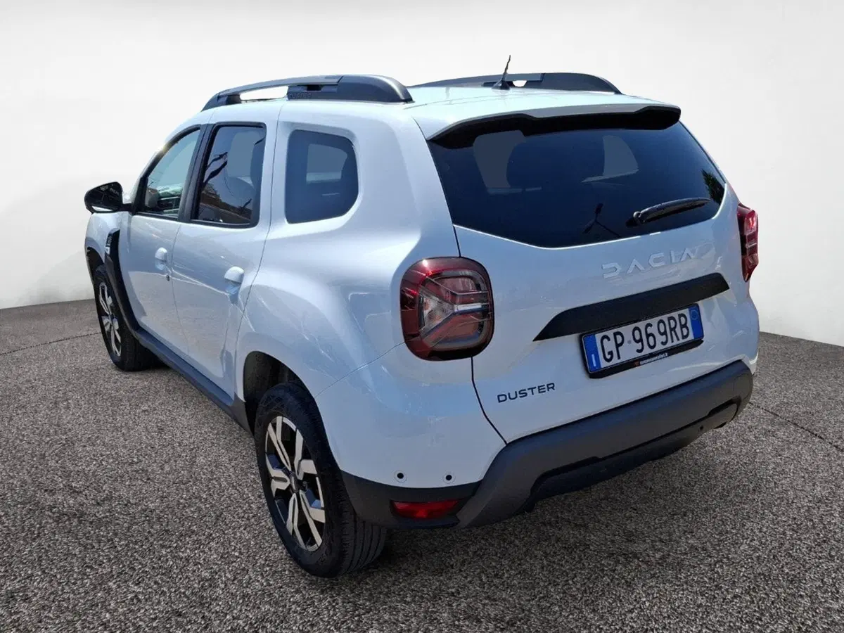 Dacia Duster usata a Latina (4)
