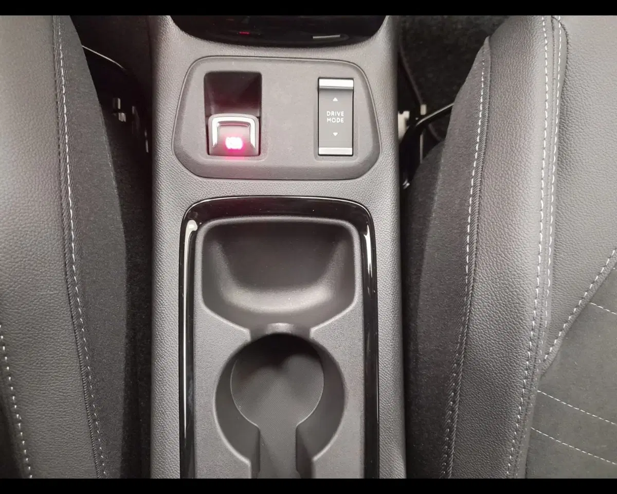 Opel Corsa nuova a Imperia (17)