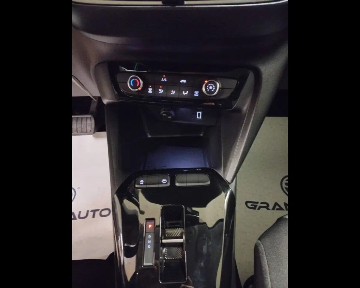 Opel Corsa nuova a Alessandria (7)