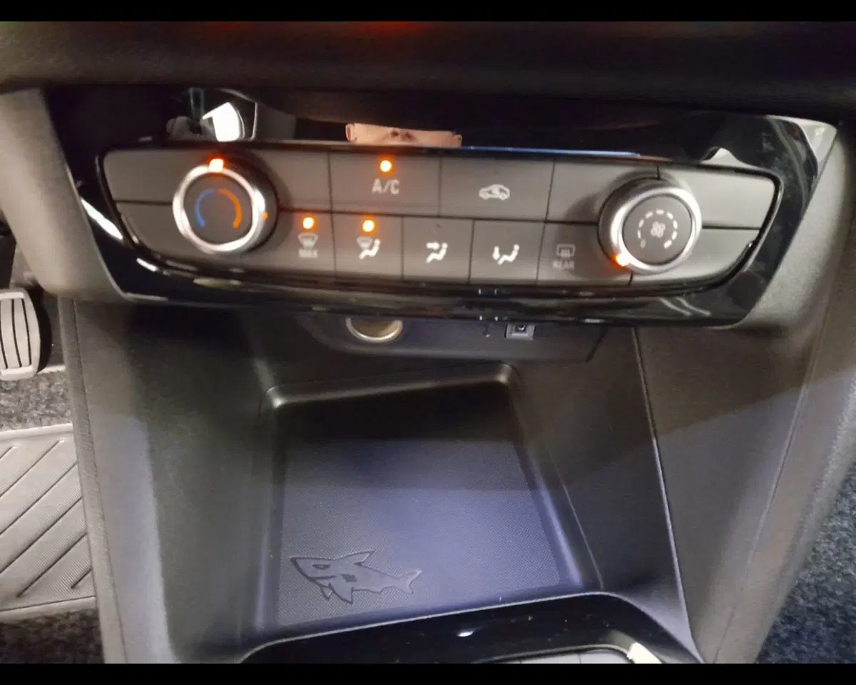 Opel Corsa nuova a Alessandria (16)