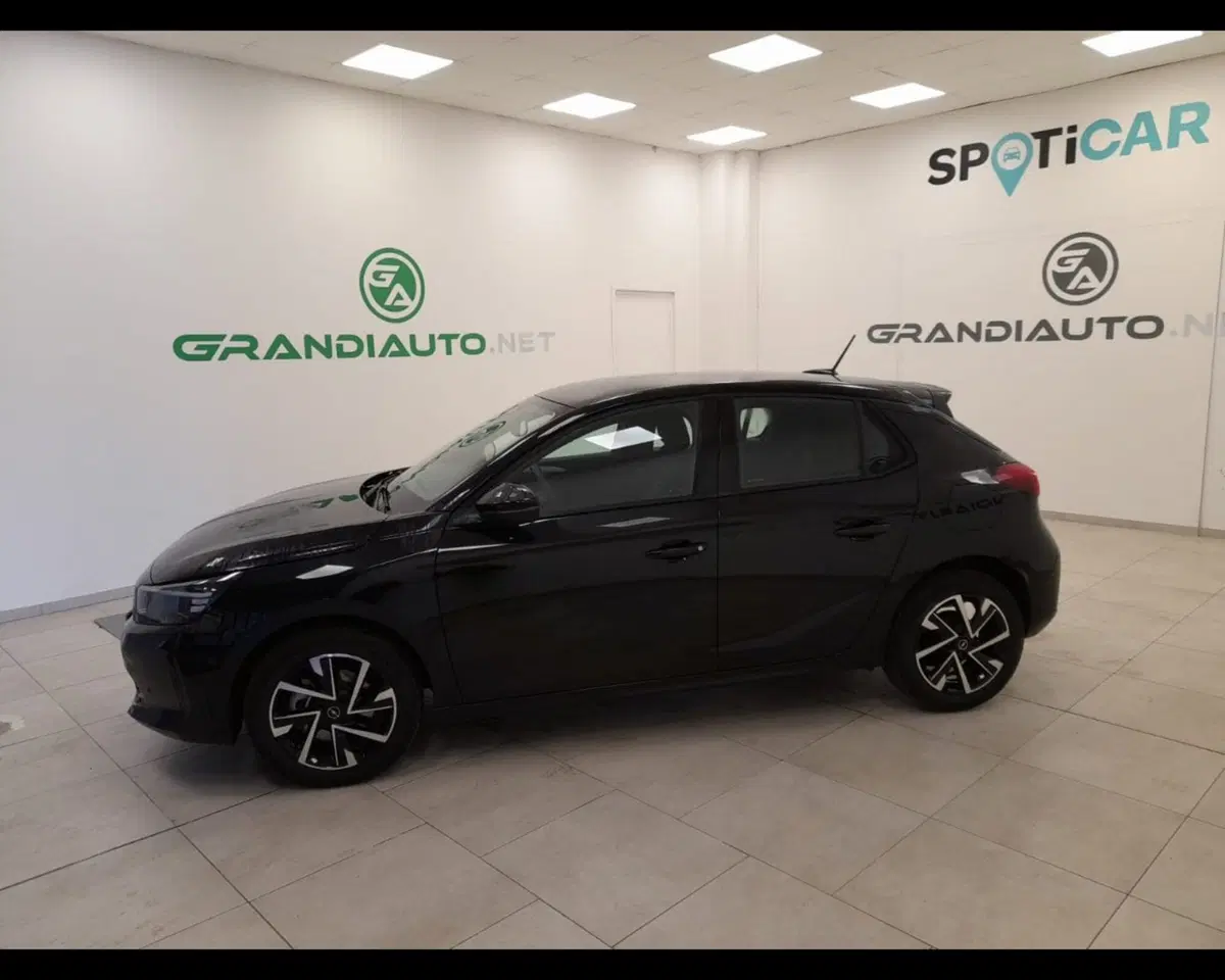 Opel Corsa nuova a Alessandria (2)
