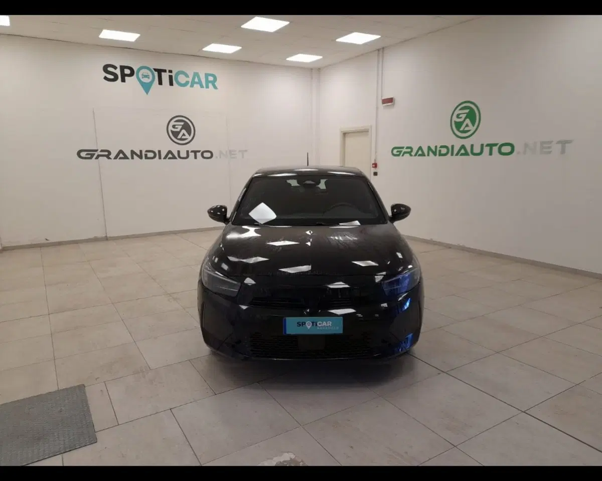 Opel Corsa nuova a Alessandria (8)