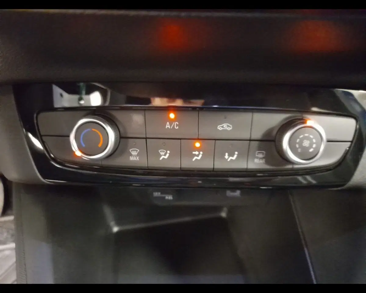 Opel Corsa nuova a Alessandria (15)