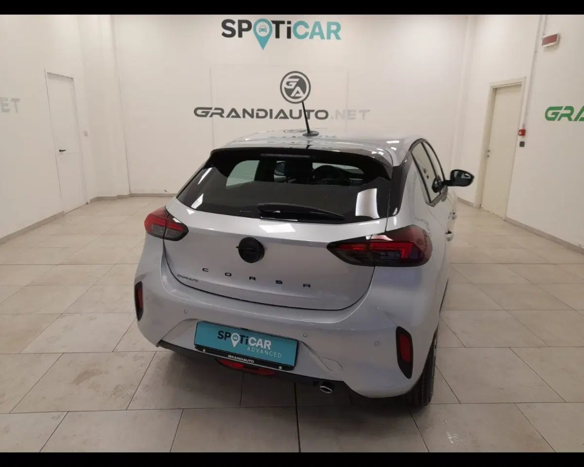 Opel Corsa nuova a Alessandria (6)