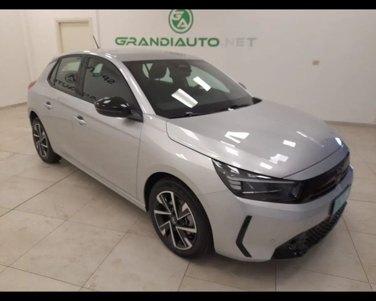 Opel Corsa nuova a Alessandria (8)