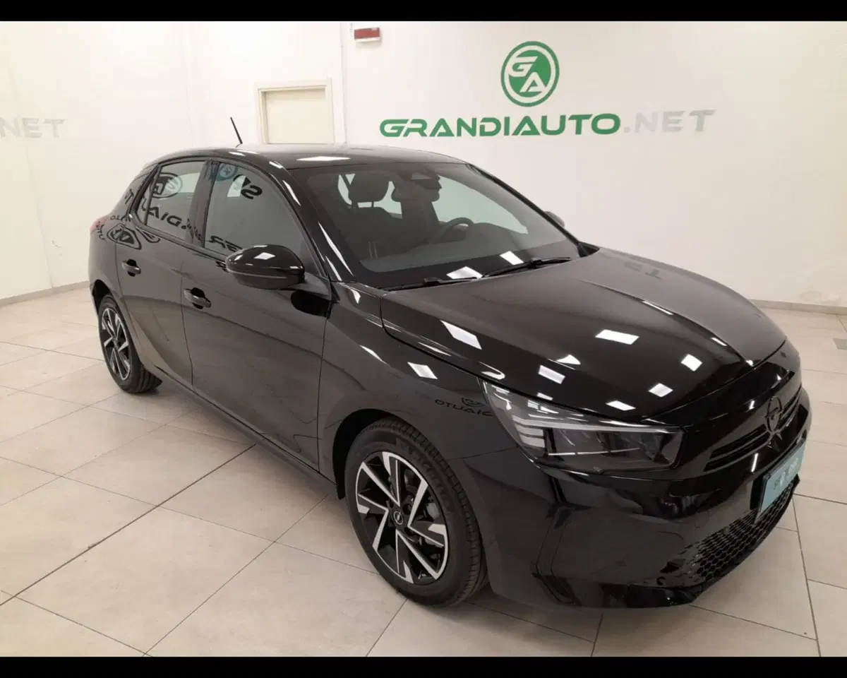 Opel Corsa nuova a Alessandria (8)