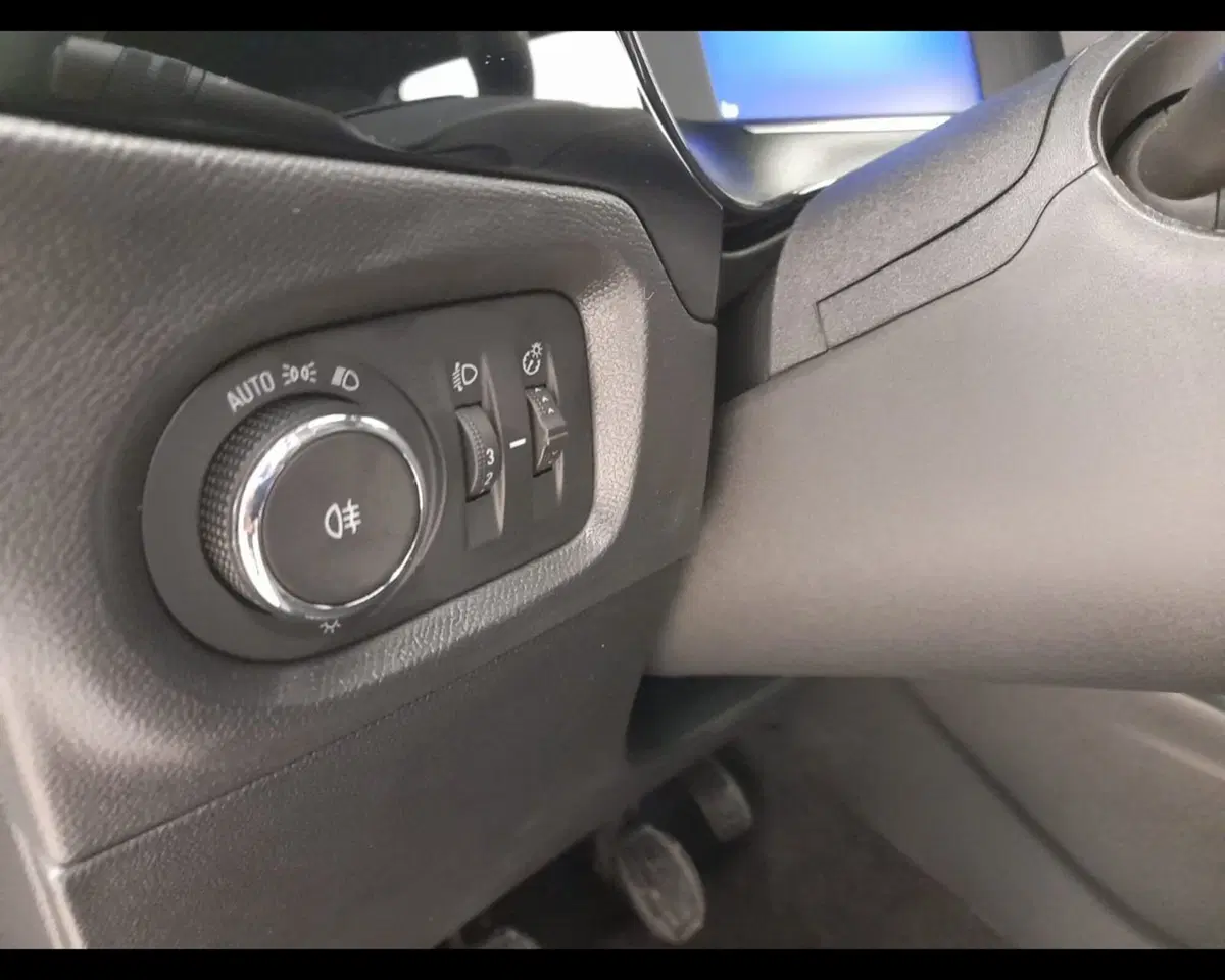 Opel Corsa nuova a Alessandria (19)