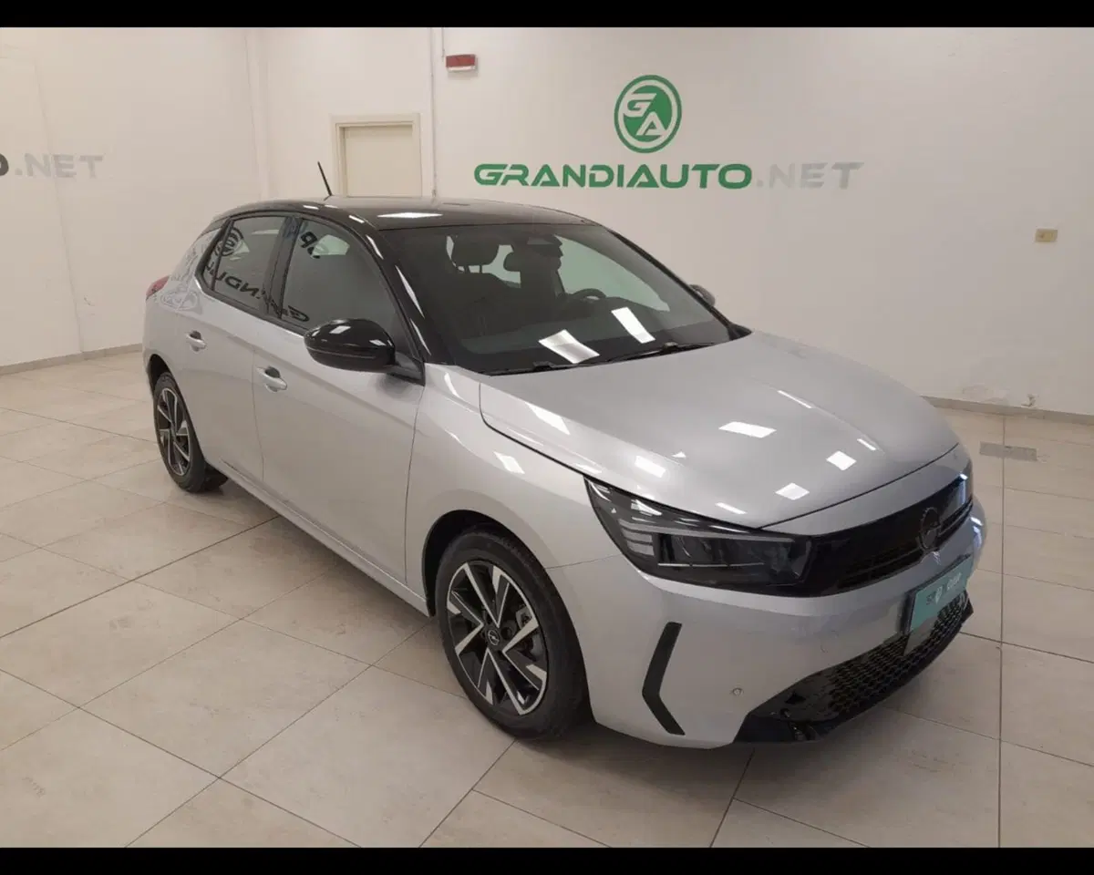 Opel Corsa nuova a Alessandria (7)