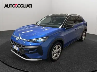 Volkswagen T-Roc 1.5 etsi Style 150cv dsg nuova a Merate