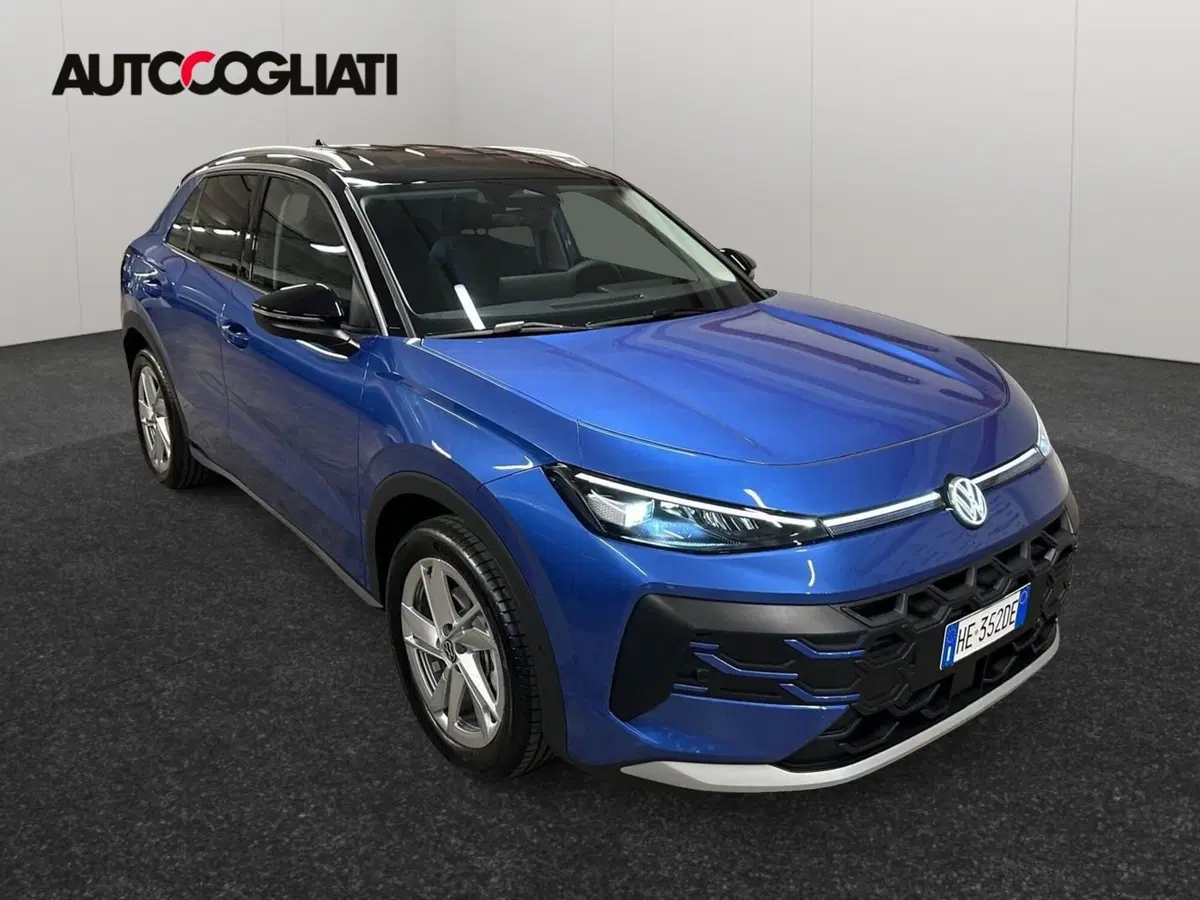 Volkswagen T-Roc nuova a Lecco (3)
