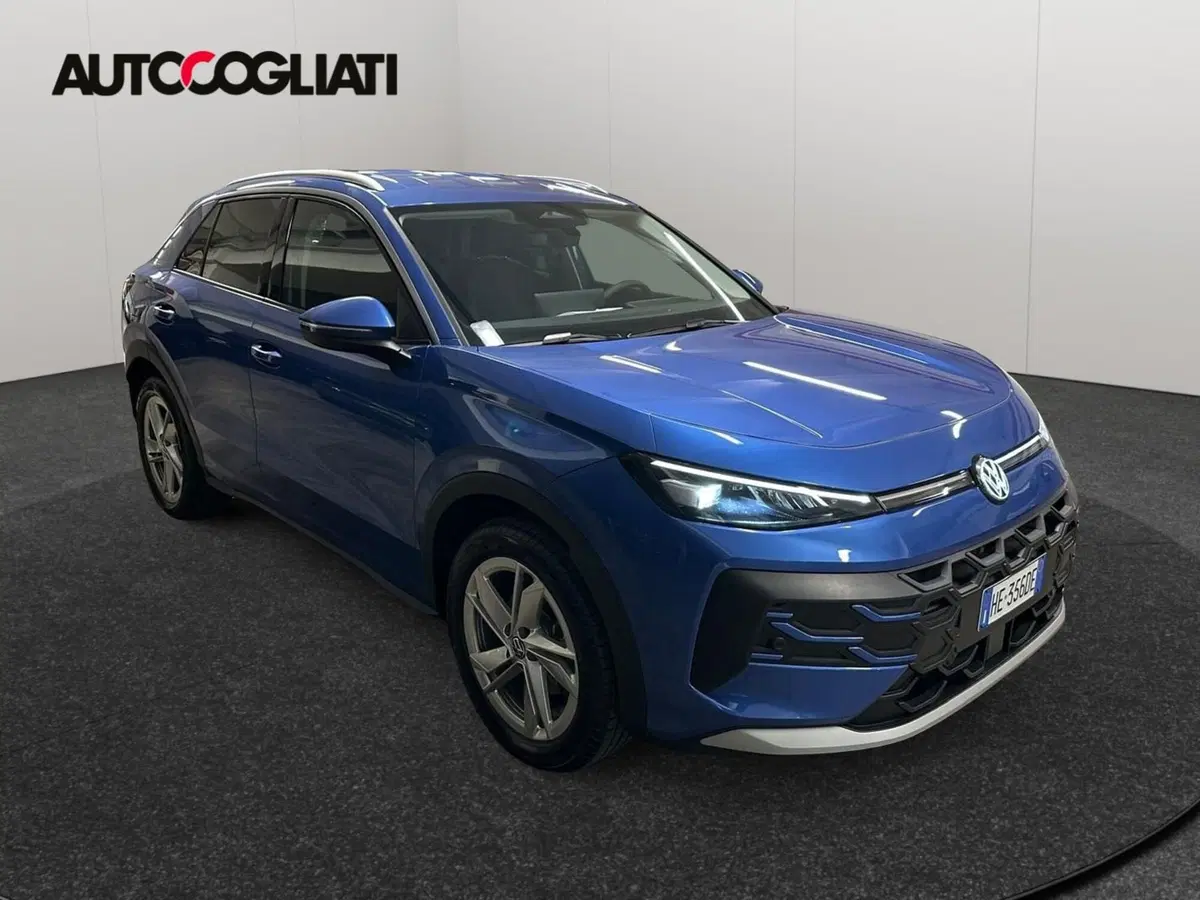 Volkswagen T-Roc nuova a Lecco (6)