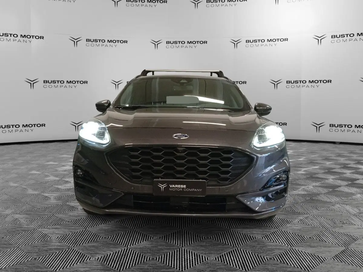Ford Kuga usata a Varese (2)
