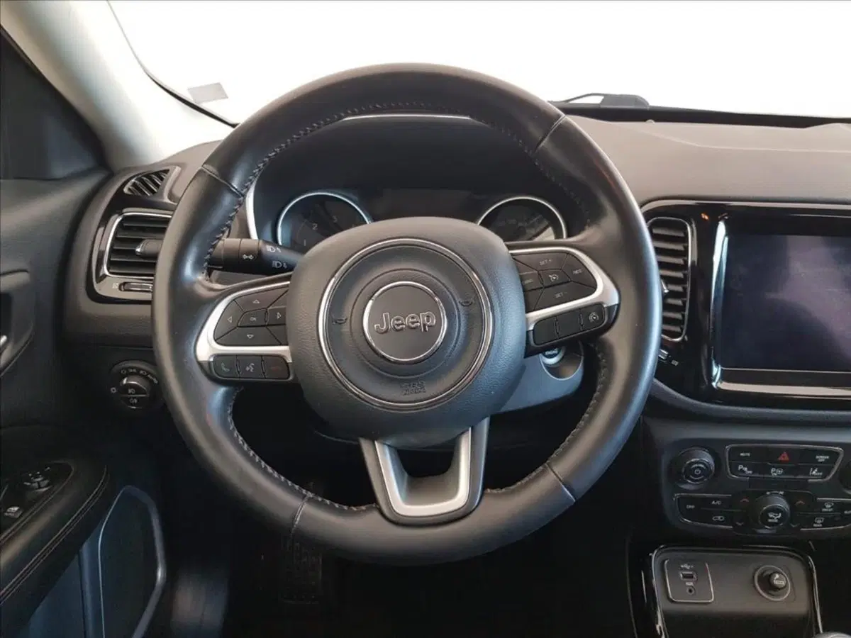 Jeep Compass usata a Lucca (14)