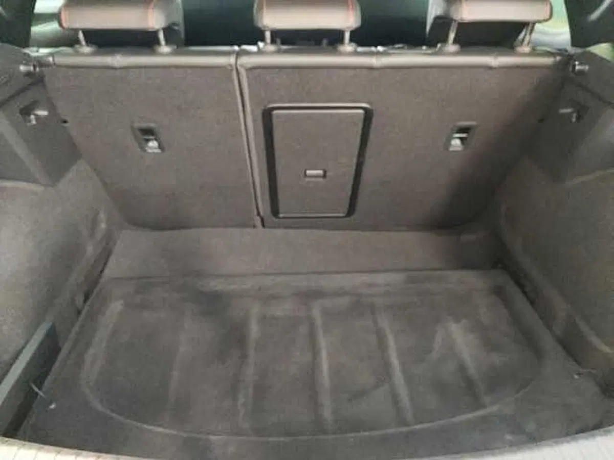 SEAT Leon usata a Milano (18)