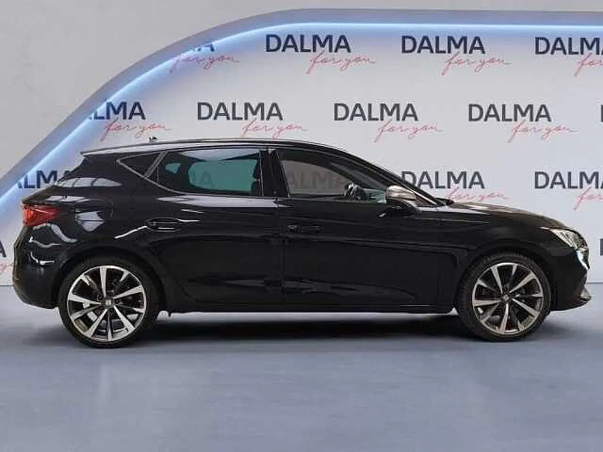 SEAT Leon usata a Milano (6)