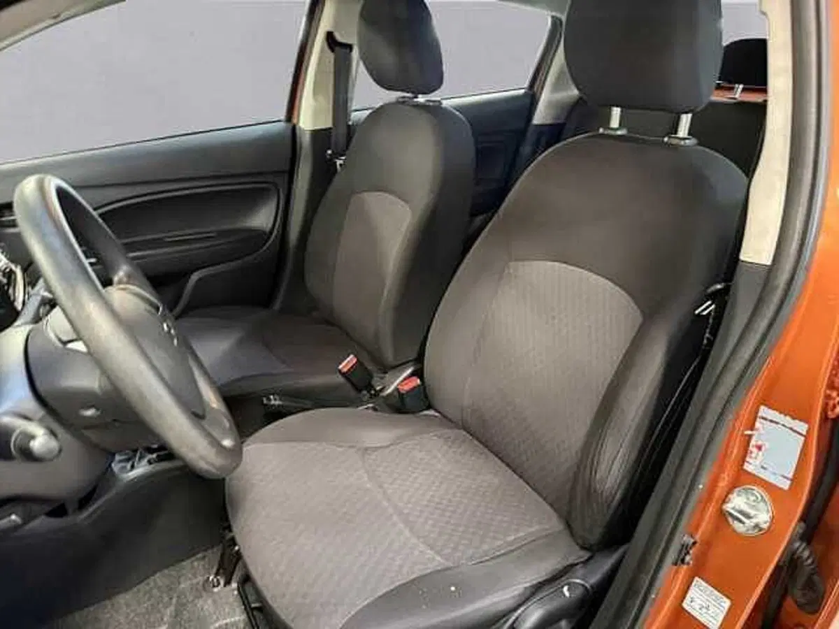 Mitsubishi Space Star usata a Milano (10)
