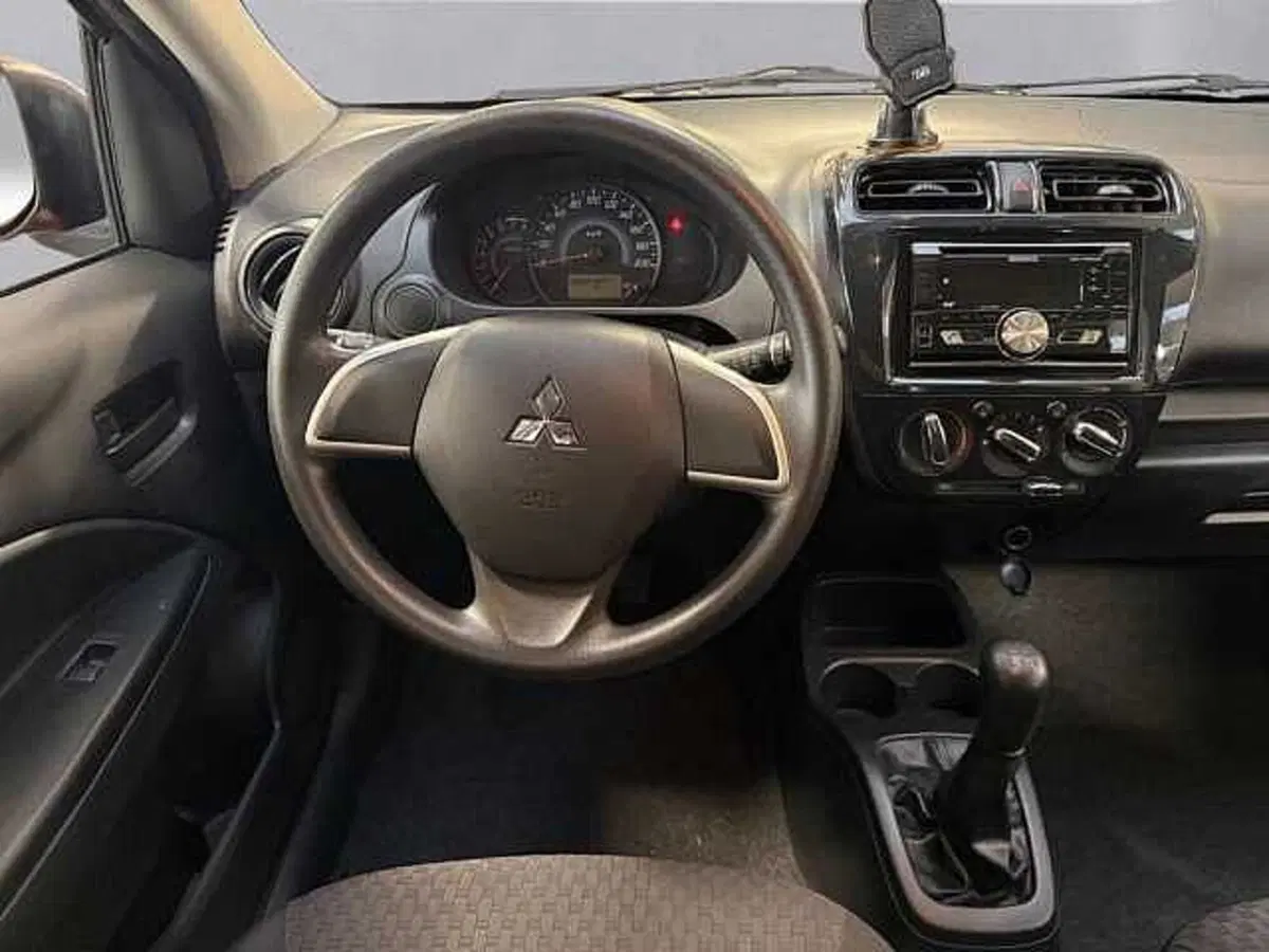 Mitsubishi Space Star usata a Milano (12)