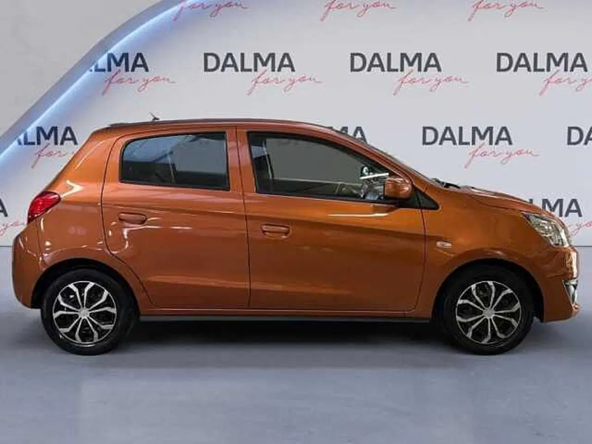 Mitsubishi Space Star usata a Milano (6)