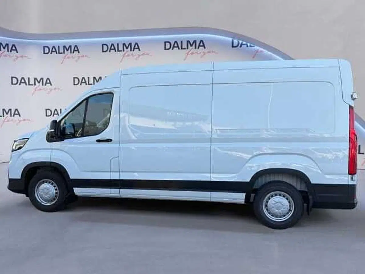 Maxus Deliver Furgone nuova a Milano (2)