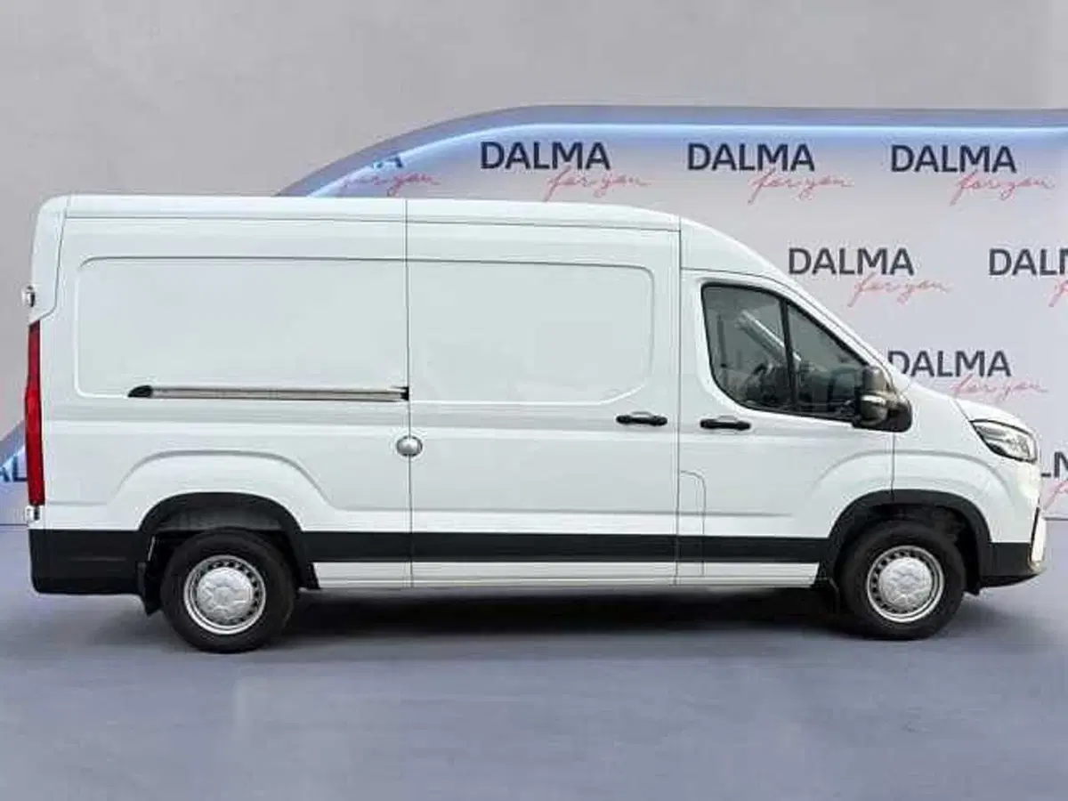 Maxus Deliver Furgone nuova a Milano (6)