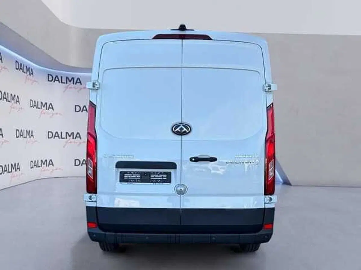 Maxus Deliver Furgone nuova a Milano (4)