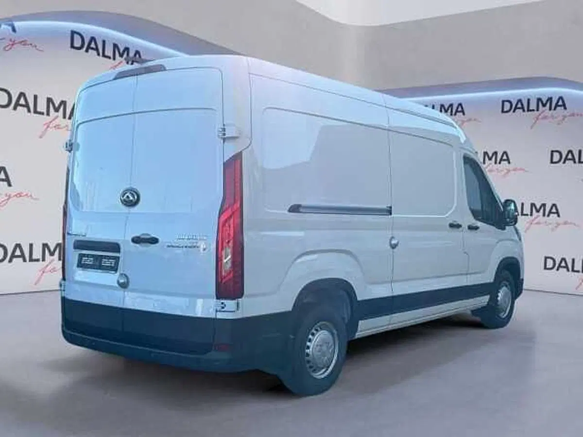 Maxus Deliver Furgone nuova a Milano (5)