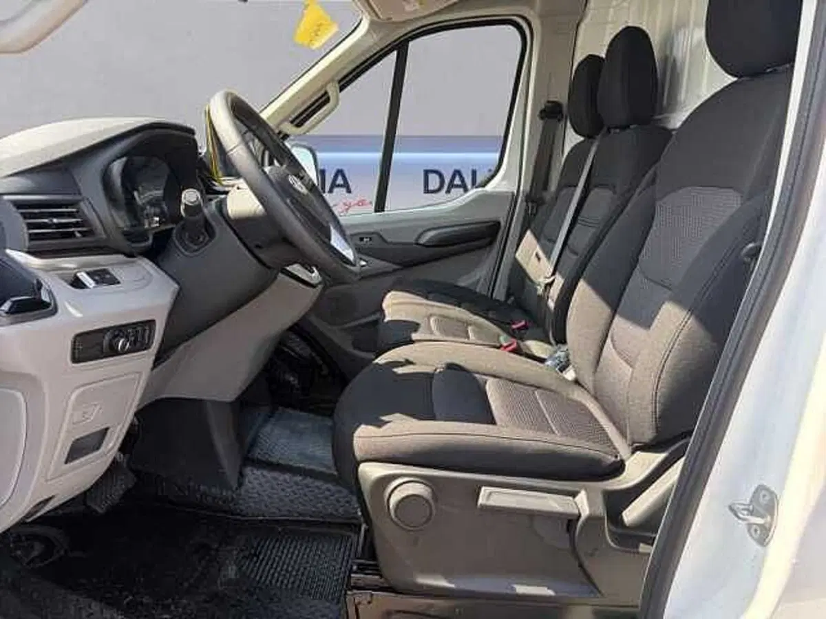 Maxus e Furgone nuova a Milano (10)