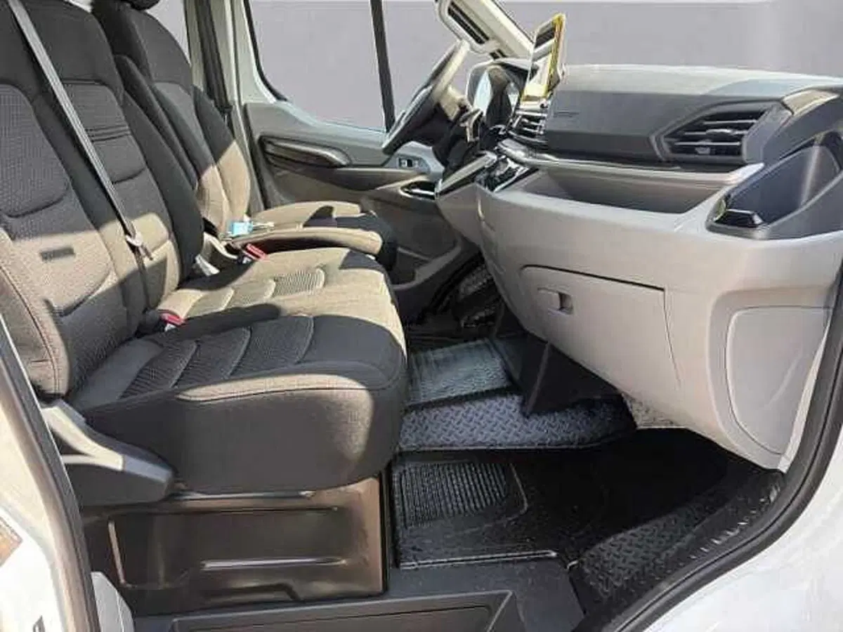 Maxus e Furgone nuova a Milano (13)