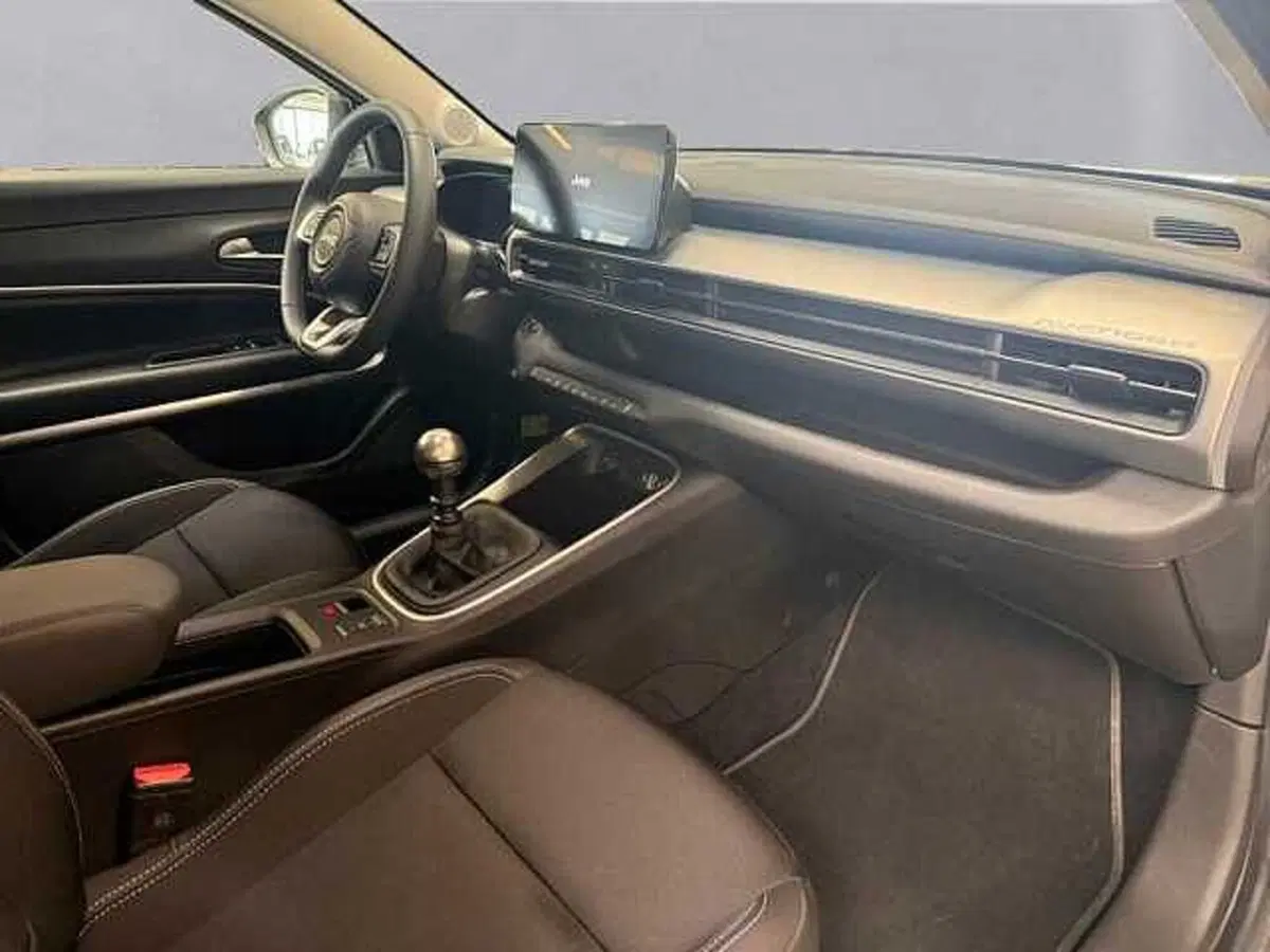 Jeep Avenger usata a Milano (14)