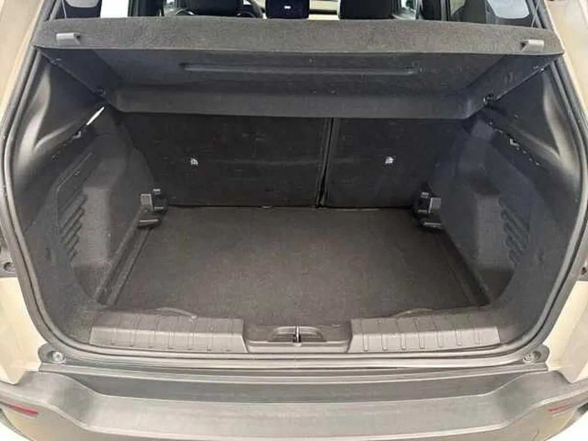 Jeep Avenger usata a Milano (15)