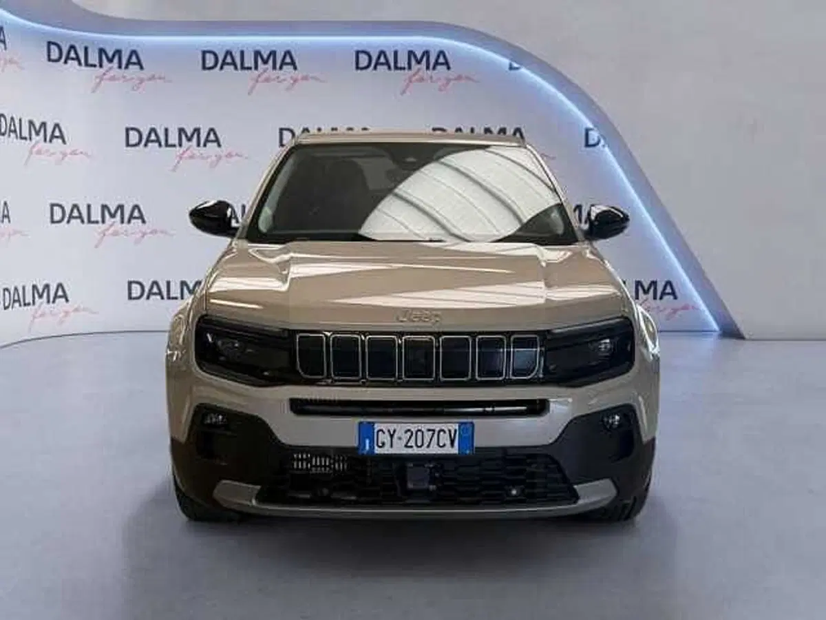 Jeep Avenger usata a Milano (8)