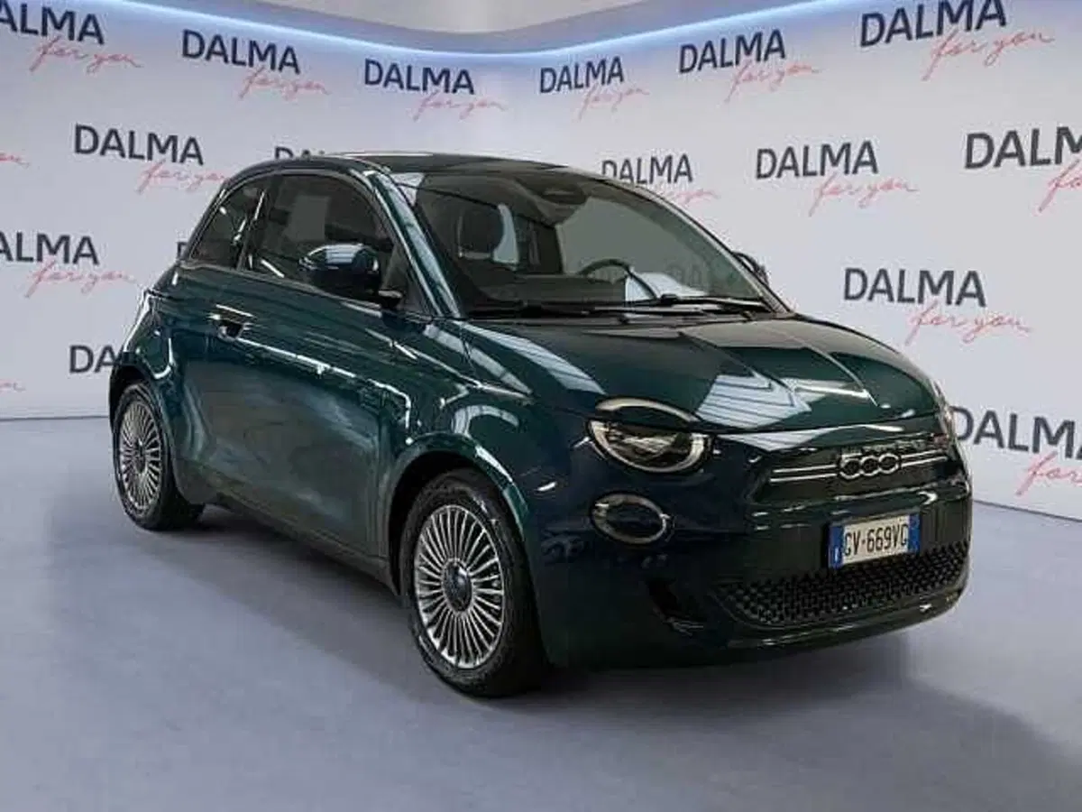 Fiat 500 Cabrio usata a Milano (7)