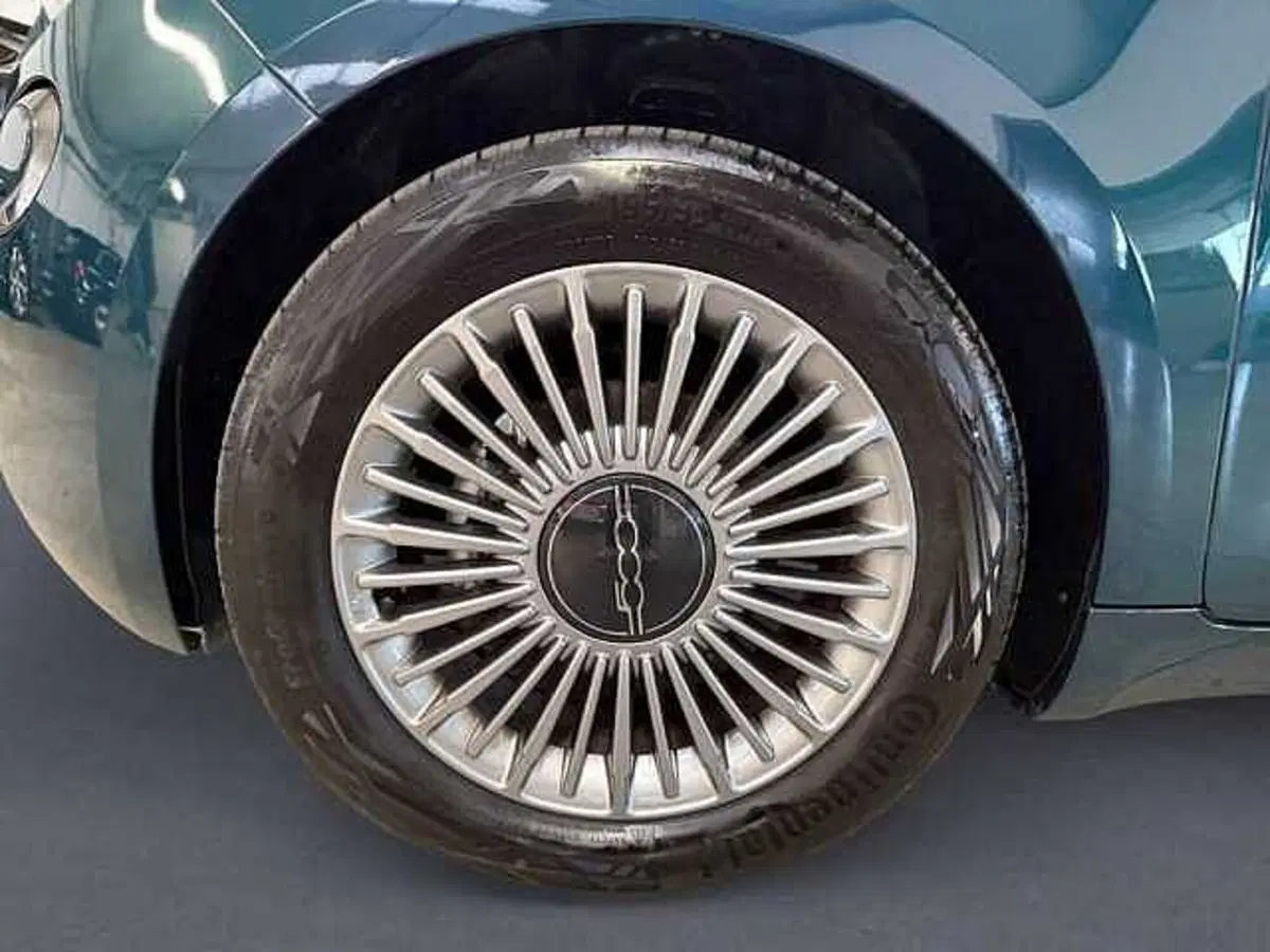 Fiat 500 Cabrio usata a Milano (9)
