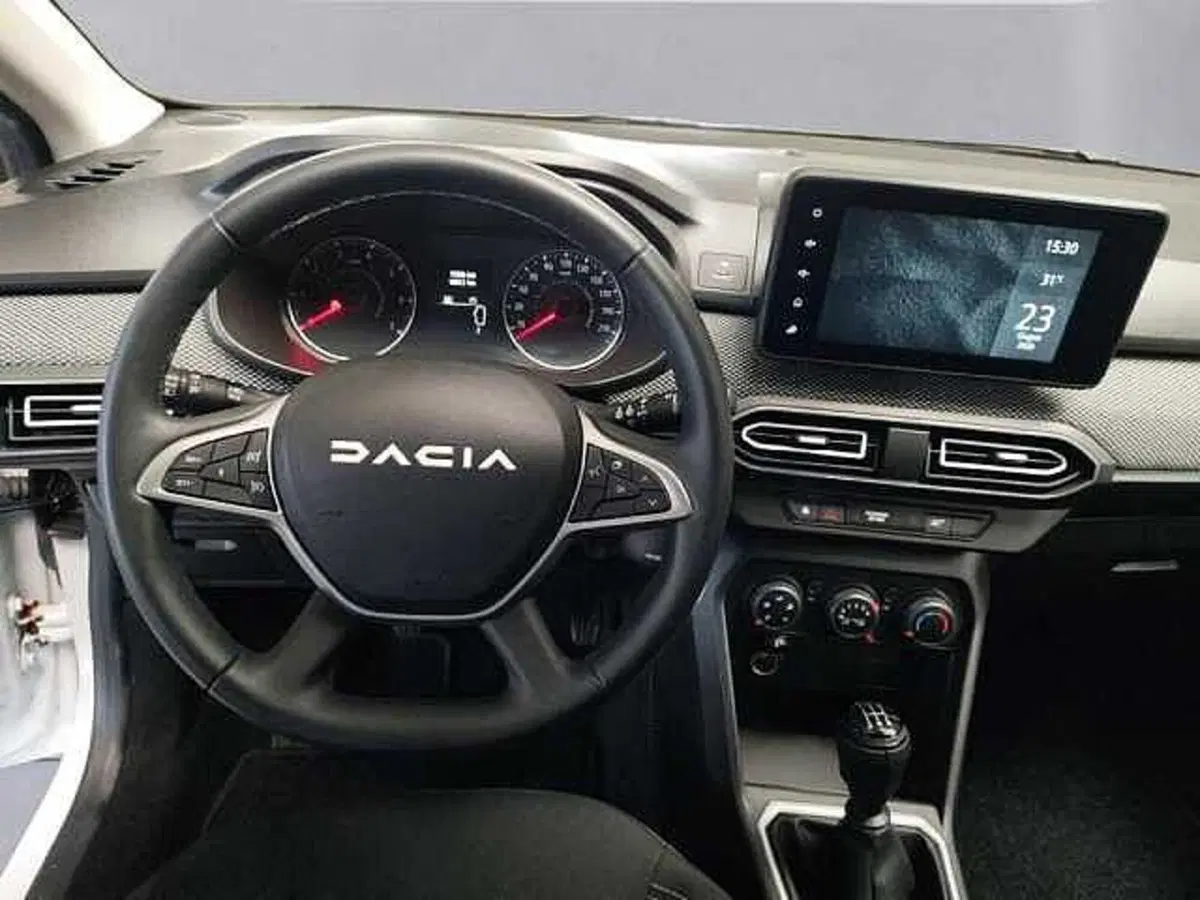 Dacia Sandero Streetway usata a Milano (11)