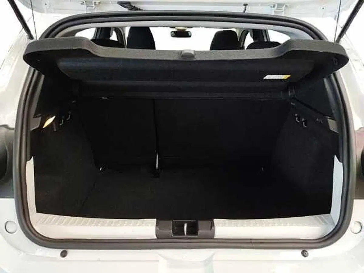 Dacia Sandero Streetway usata a Milano (15)