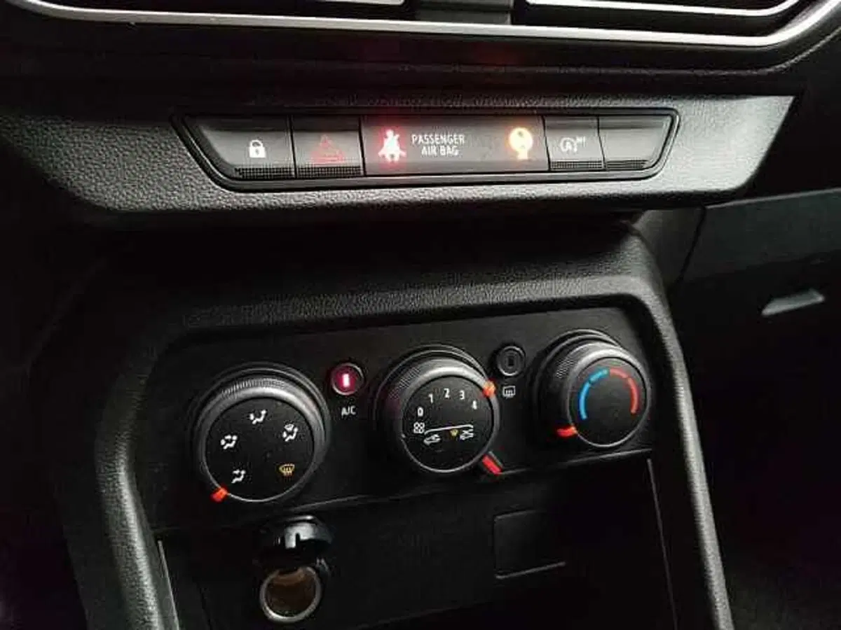 Dacia Sandero Streetway usata a Milano (20)
