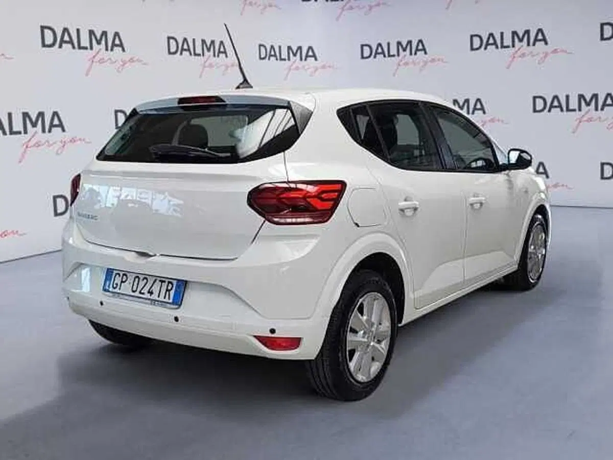 Dacia Sandero Streetway usata a Milano (5)