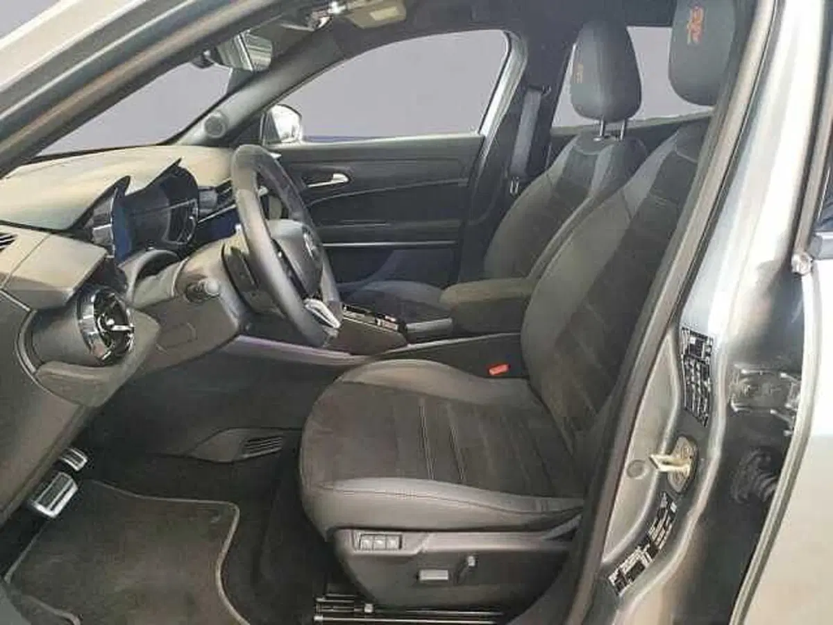 Alfa Romeo Junior usata a Milano (10)